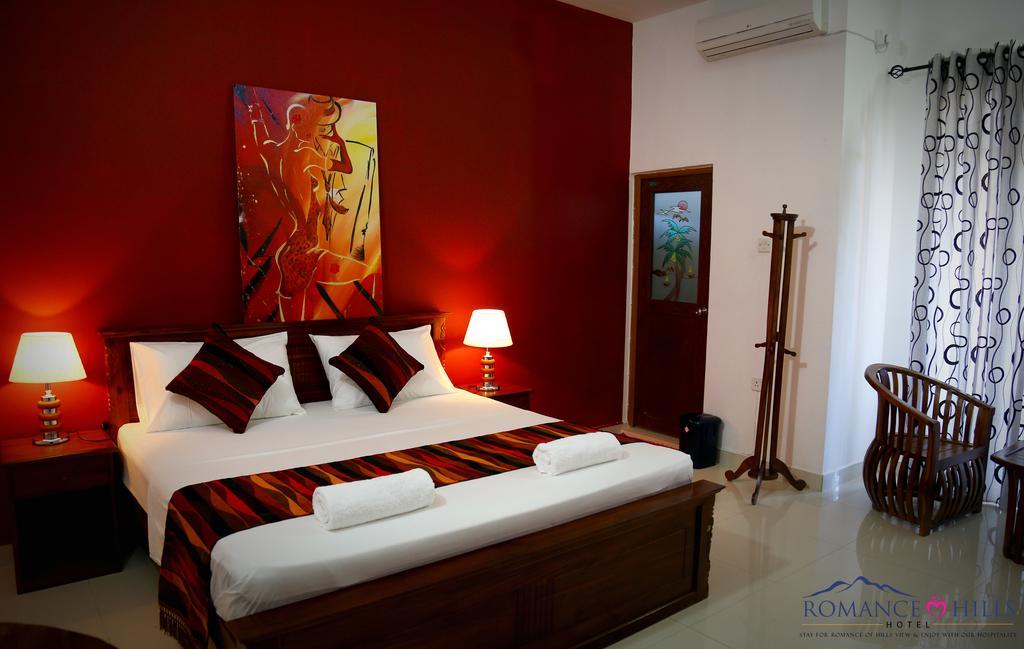 Romance Hills Hotel Канди Екстериор снимка