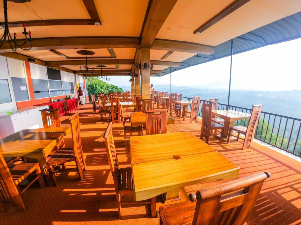 Romance Hills Hotel Канди Екстериор снимка